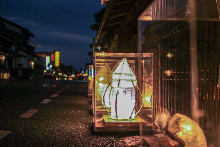 “あかり”にあなたらしさをのせて。★ファミリー部門を新設★美濃和紙あかりアート展　作品募集！のメイン画像