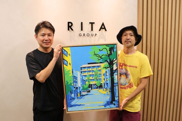 【RITAグループホールディングス】熊本・並木坂から街と社員に笑顔を。地元アーティスト・アラキケンジ氏の新作『スカイプロムナード』を本社エントランスに展示のメイン画像