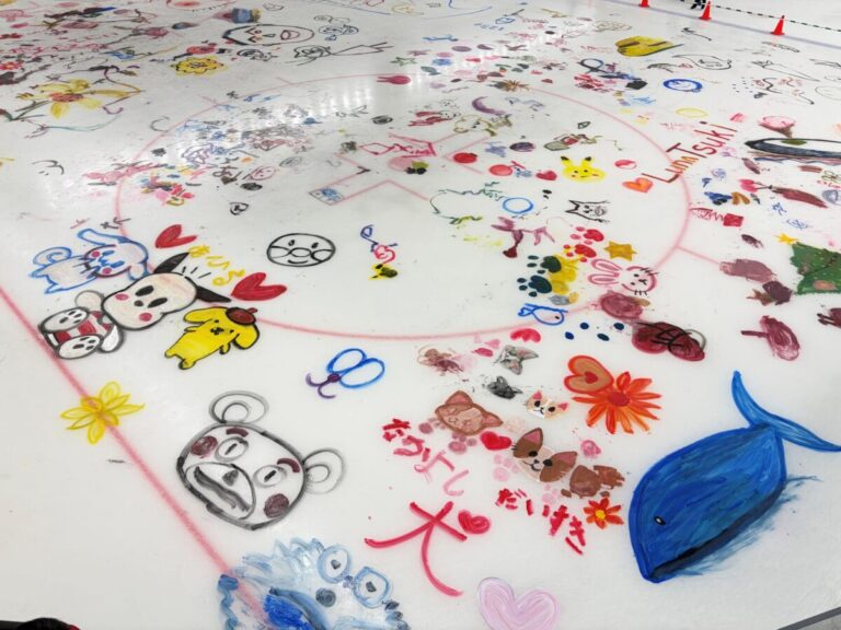 スケートリンクをキャンバスに！「氷上お絵描きイベント」を開催のメイン画像