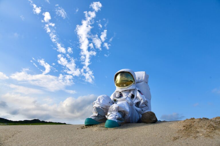 [11月8日〜24日開催] 種子島宇宙芸術祭2025-世界各国で活躍する参加アーティストを一挙紹介！総勢22組31作品を展示予定！新しいスタイルの鑑賞ツアー「Art and Audio」も開催決定！のメイン画像