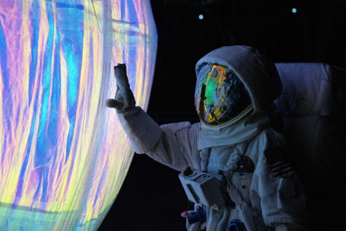 11月8日〜24日に開催された「種子島宇宙芸術祭2025」世界各国で活躍するアーティスト総勢21組31作品を展示しました。国内初の新しいスタイルの鑑賞ツアー「Art and Audio」が話題に!のメイン画像