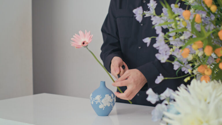 【ウェッジウッド】Art of Flowers - 家にアートを。毎日に彩りを。のメイン画像