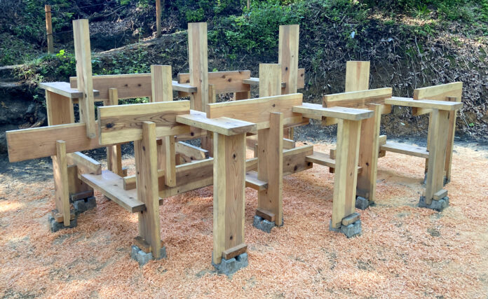 128963_122_main 学生たちの手で“森にアートを”――自然と人をつなぐプロジェクトのメイン画像