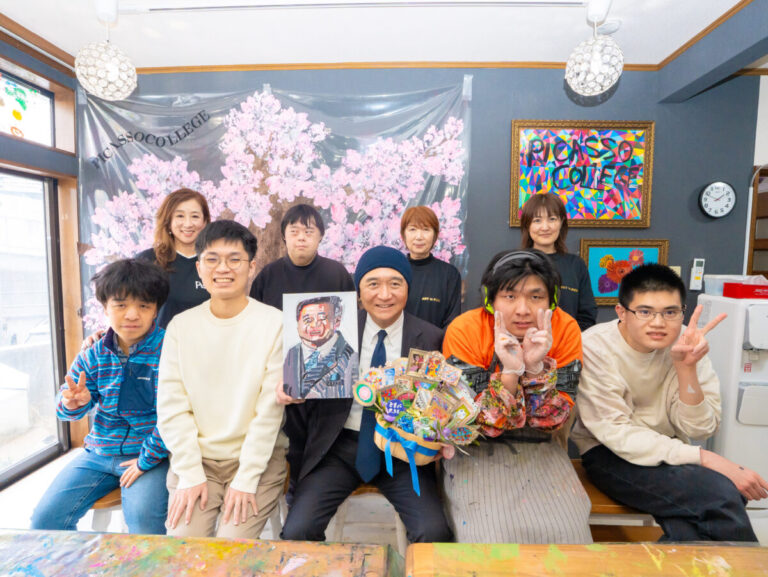 福祉を「守る場」から「個性が輝く、学びと表現の舞台」へ。 桜十字グループの「DE&I×ウェルビーイング」の現場を、黒岩神奈川県知事が視察のメイン画像