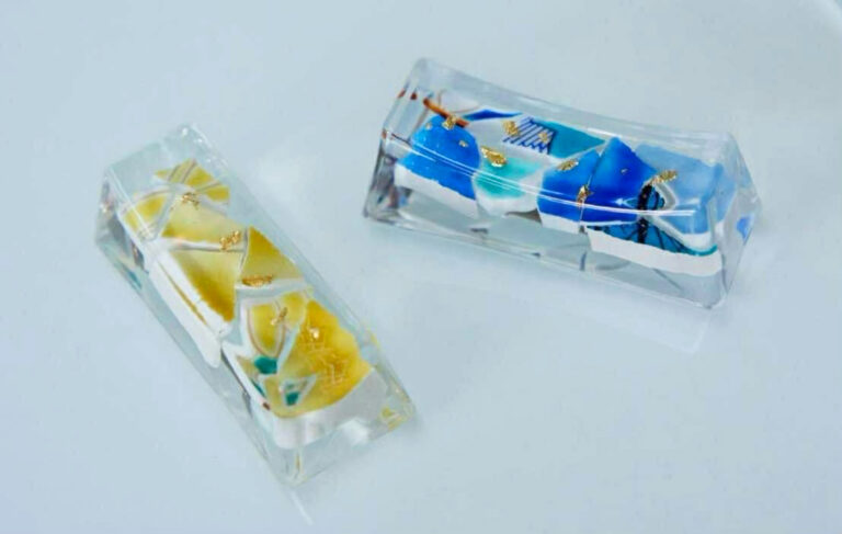 CACL、ロバート キャンベル氏を通じて、戦時下のウクライナで活躍するアーティストや主要アート施設へ“HASHI STAND”と金継ぎ作品を贈呈のメイン画像