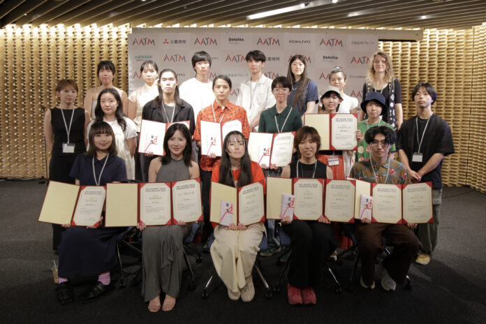 ～丸の内が若き才能に包まれる、次世代アート展～『ART AWARD TOKYO MARUNOUCHI 2025』がスタートグランプリ、審査員賞など各賞が決定のメイン画像