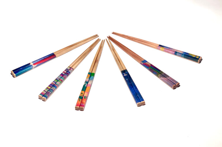 【心が動くものを、いつも手元に】GÖKOTTA（イェークータ）から、アートと伝統工芸の技が交差する、「アート箸シリーズ」／「アートポストカードシリーズ」同時販売。のメイン画像