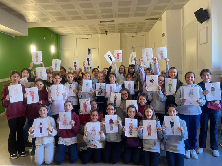 日本のクリエイティブスクールが、イタリア・ミラノの名門私立学校でデザイン授業を実施のメイン画像