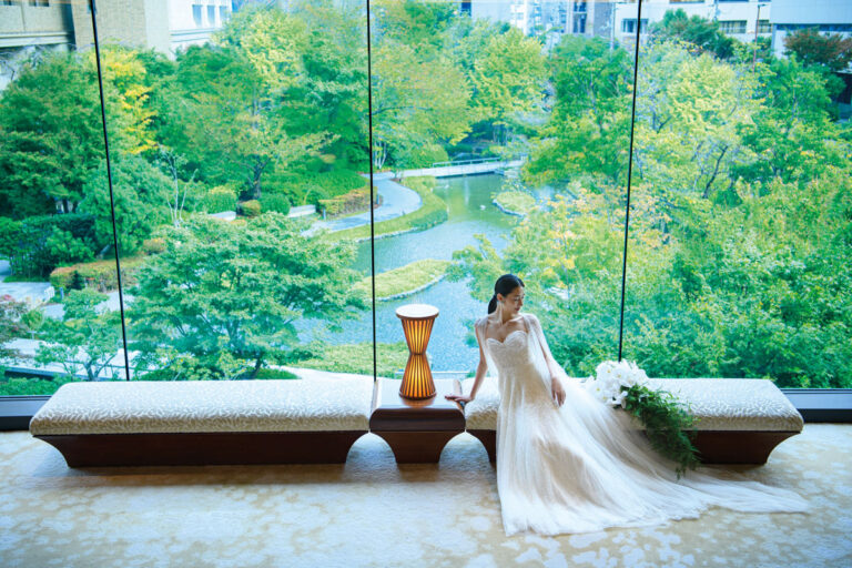 【結婚式トレンド報告】結婚式×芸術の美的融合！ アーティスティックなホテル空間で叶える“アートフル・ウエディング”というラグジュアリーな大人の選択｜インターコンチネンタルホテル大阪のメイン画像