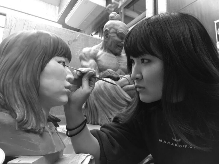 大丸東京店にて、10月15日 (水)より三好桃加 個展「仁王像たちのオフの日 2025・秋」を開催。のメイン画像