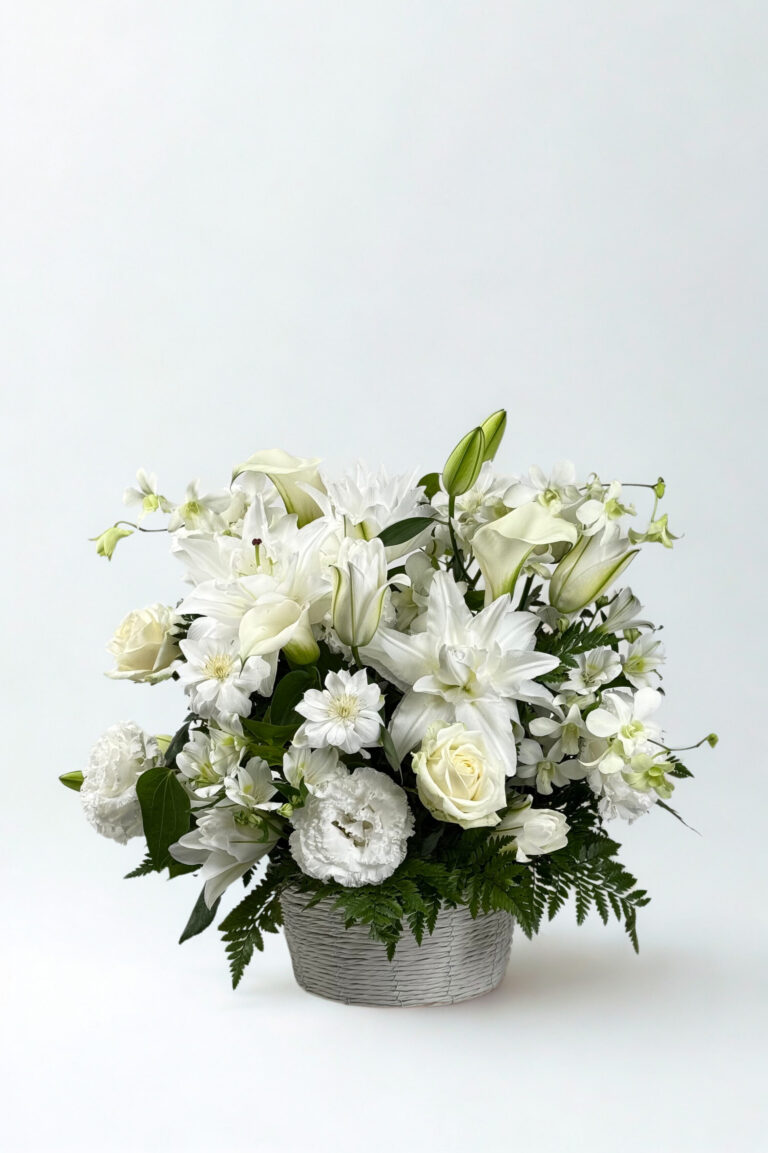 【ゴトウフローリスト】故人を偲ぶ、心を込めたお供え用フラワーアレンジメントを発売のメイン画像