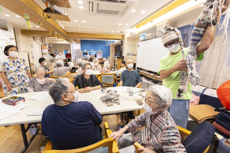 「福祉職員×アーティスト」共創のチカラのメイン画像