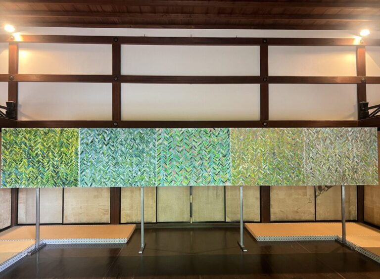 障害のあるクリエイターの作品が、京都 重要文化財・大徳寺 玉林院へ。Suu to.による特別展「silent warmth」が7月18日より開幕のメイン画像