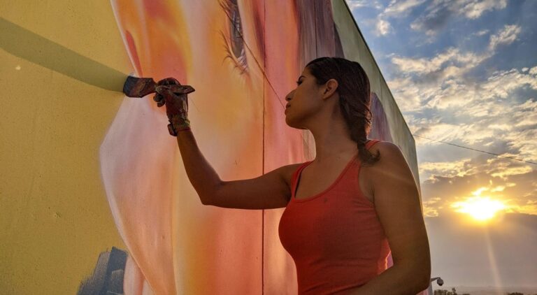 広島空港に平和の壁画が誕生！「核のない世界へ 広島メキシコ友好壁画」のメイン画像