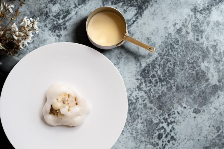 【リーガロイヤルホテル広島】ひろしま美術館特別展「白の魔法」コラボレーション『コラボメニュー＆入館券付 宿泊プラン』を販売のメイン画像