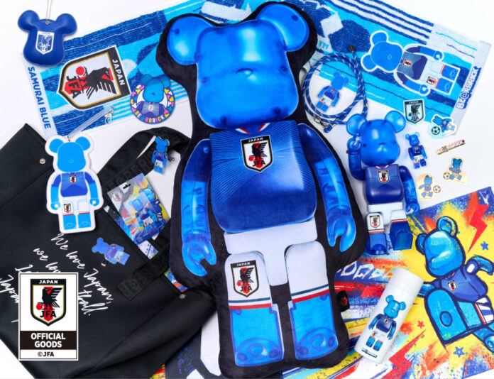 BE@RBRICK「サッカー日本代表Ver.」100％ ＆ 400％発売決定！ 1000％クッションなど全13種、6月5日(金)より順次販売開始のメイン画像