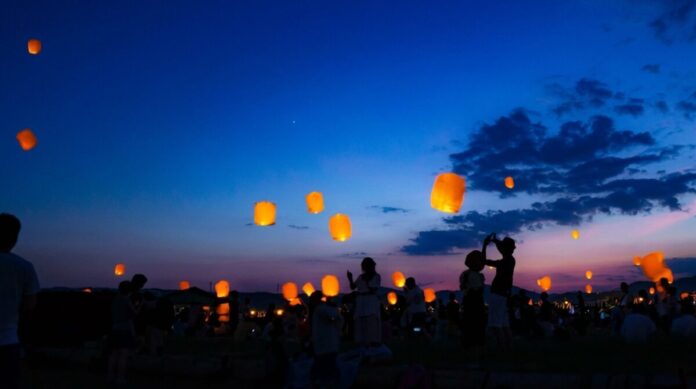 浜松の夜空に願いを込めて。初開催「浜名湖ランタン」＆「浜松ハロウィンランタン」10月土曜日に開催！【チケット好評発売中】のメイン画像