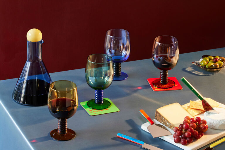 【MoMA Design Store】ホリデーシーズンのダイニングを彩る、モダンでエレガントなグッドデザインのメイン画像