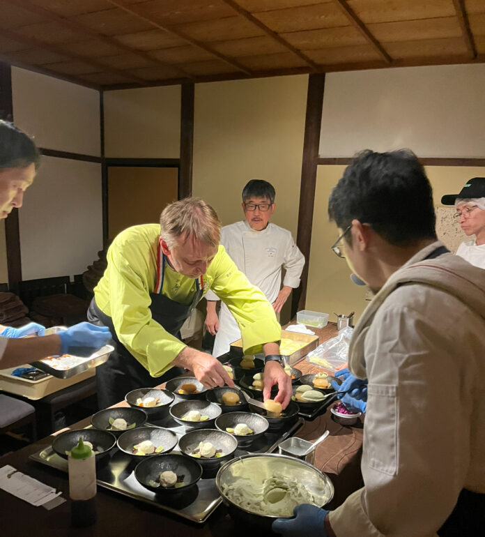 【フレンチの日仏シェフ重鎮2人が競演！】京都と愛媛大洲でガラを開催。現代フランス料理の父エスコフィエのオーセンティックフレンチを双子弟子が現代解釈により昇華。集まった美食家も大絶賛の夕べをレポート。のメイン画像