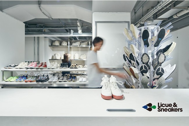 「Licue & Sneakers」が「& DICE & DICE supported by TOKYO DESIGN STUDIO New Balance」にてスニーカーウォッシュサービスを開催。のサブ画像1_licue&sneakers