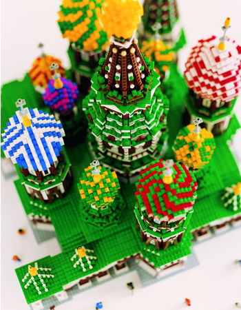 PIECE OF PEACE  『レゴ®ブロック』で作った世界遺産展 PART-4 FINAL 国内外で約370 万人に愛された話題の展覧会。１８年の旅がついに完結！心斎橋PARCOにて最終開催！のサブ画像9_ロシア／モスクワのクレムリンと赤の広場(レゴ®ブロック作品：聖ヴァシーリー聖堂）