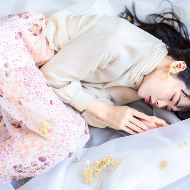 幻想的で緻密な画風のイラスレーター・デザイナーmumea（ムメア）が前向きな願いを込めて制作したコレクション「rebirth」を発表のサブ画像8