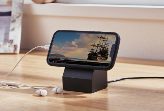 生活感を感じさせない、インテリアのようなワイヤレス充電器白・黒のモノトーンカラーで新発売のサブ画像5