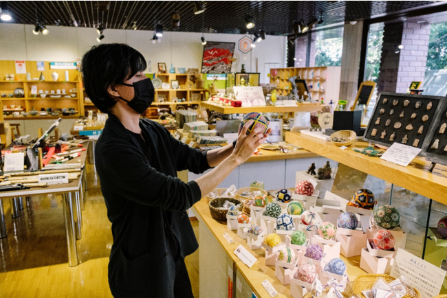 熊本地震からの創造的復興プロモーション　ミニチュア写真家・見立て作家「田中達也」氏が県産品を使って表現した熊本をくまモンが旅する「ミニチュアくまもと旅するモン」のサブ画像4