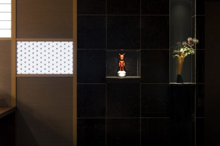 【ザ・キャピトルホテル 東急】インテリアタイアップ「ザ・キャピトルホテル 東急 × LLADRÓ」のメイン画像