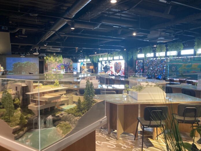 昼は建築模型カフェ、夜はナイトミュージアムバー新宿三丁目の「アーキテクチャカフェ棲家」がリニューアルオープンのメイン画像