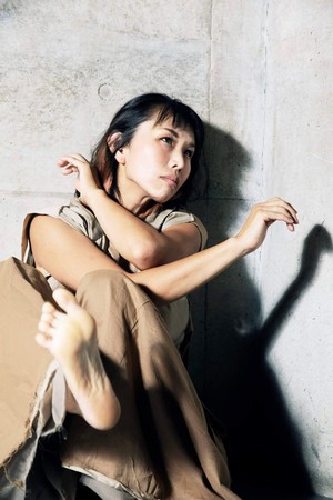 100kg超えのパフォーマー・障がい者の俳優・独創性を踊るダンサー　OM-2×柴田恵美×bug-depayse『椅子に座る』－Mの心象スケッチ－上演決定　カンフェティでチケット発売のサブ画像5_柴田恵美