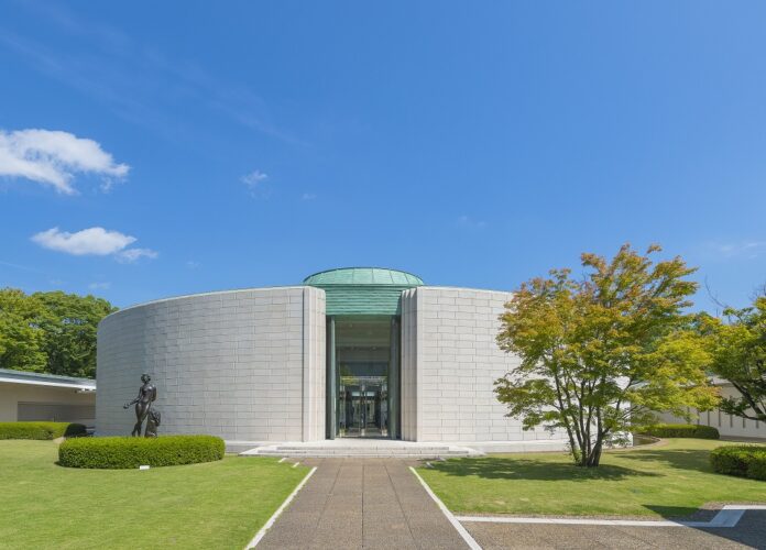 【リーガロイヤルホテル広島】パリの画家として人生を送った荻須高徳の回顧展で旅気分を味わう。『ひろしま美術館入館券付 宿泊プラン』のメイン画像