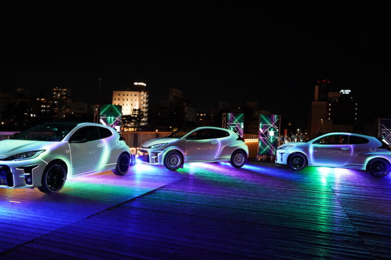 一旗プロデュース「桜城橋×FORUM 8 Central Rally 2021 プロジェクションマッピング」の公式記録動画を公開。岡崎の新名所・桜城橋を3台の「トヨタ GRヤリス」が彩る光の祭典。のメイン画像