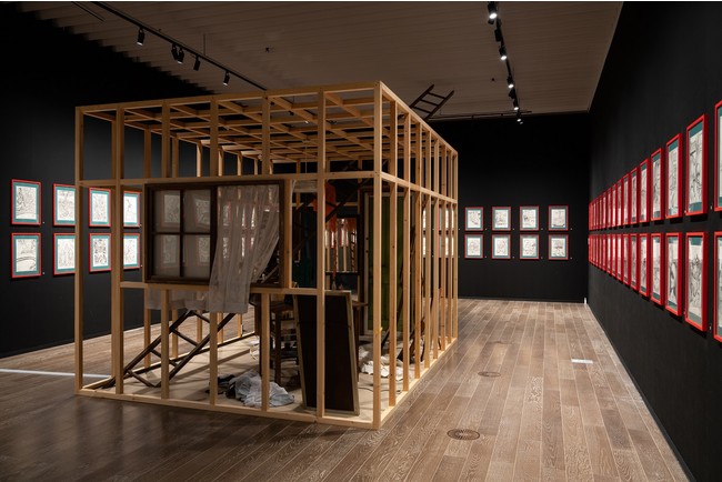 いよいよ明日28日に開幕！楳図かずお大美術展　会期：2022年1月28日（金）～3月25日（金）　会場：東京シティビューのサブ画像5_冨安由真《Shadowings》 2022年 ミクストメディア ©冨安由真 ©楳図かずお Photo： Ken Kato