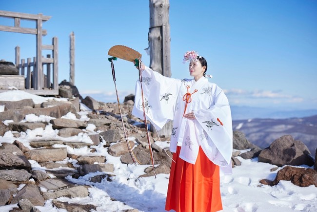 長野県 車山（標高1925m）の山頂にある「車山神社」にて「神事×アート」をテーマにした「車山火祭り」を2022年2月12日に開催します。のサブ画像4