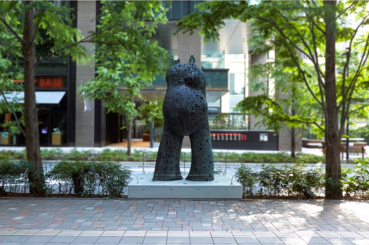 丸の内×パブリックアートが今年で50周年！アートに出会う、アートに触れる 「第43回丸の内ストリートギャラリー」を開催のサブ画像14_ルイジ・マイノルフィ 《巨大な町》