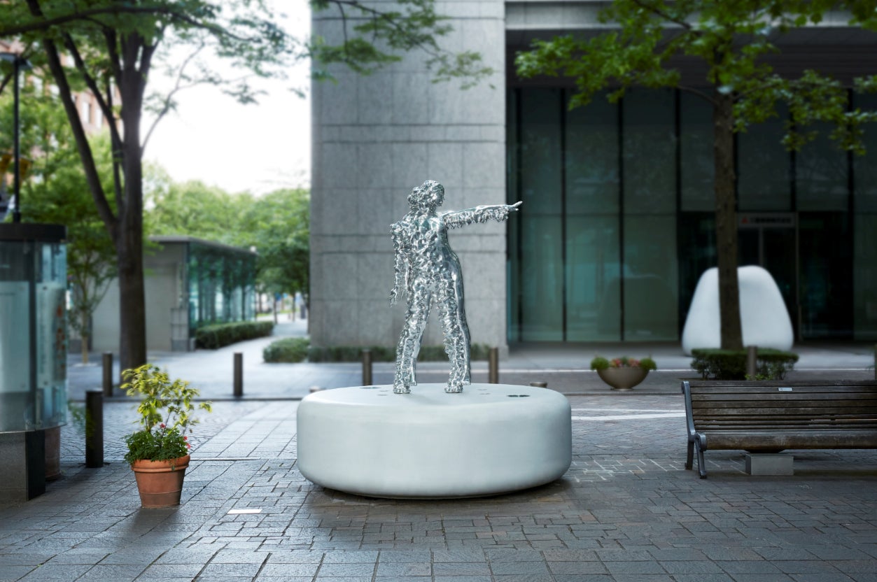 丸の内×パブリックアートが今年で50周年！アートに出会う、アートに触れる 「第43回丸の内ストリートギャラリー」を開催のサブ画像6_名和晃平 《Trans-Double Yana(Mirror)》