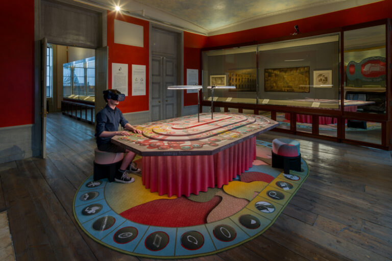 ロンドンとスペインを拠点に活動するデザインスタジオ Space Popularとのコラボによるアート展 ”Portal Gallery”がスタートのメイン画像