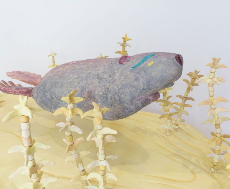 【OIL by 美術手帖ギャラリー】動物をモチーフに陶彫、絵画、彫金作品を手掛けるアーティスト・長田沙央梨の個展「ひかりのこうずい かみさまのしっぽ」を7月15日（金）から開催。のメイン画像