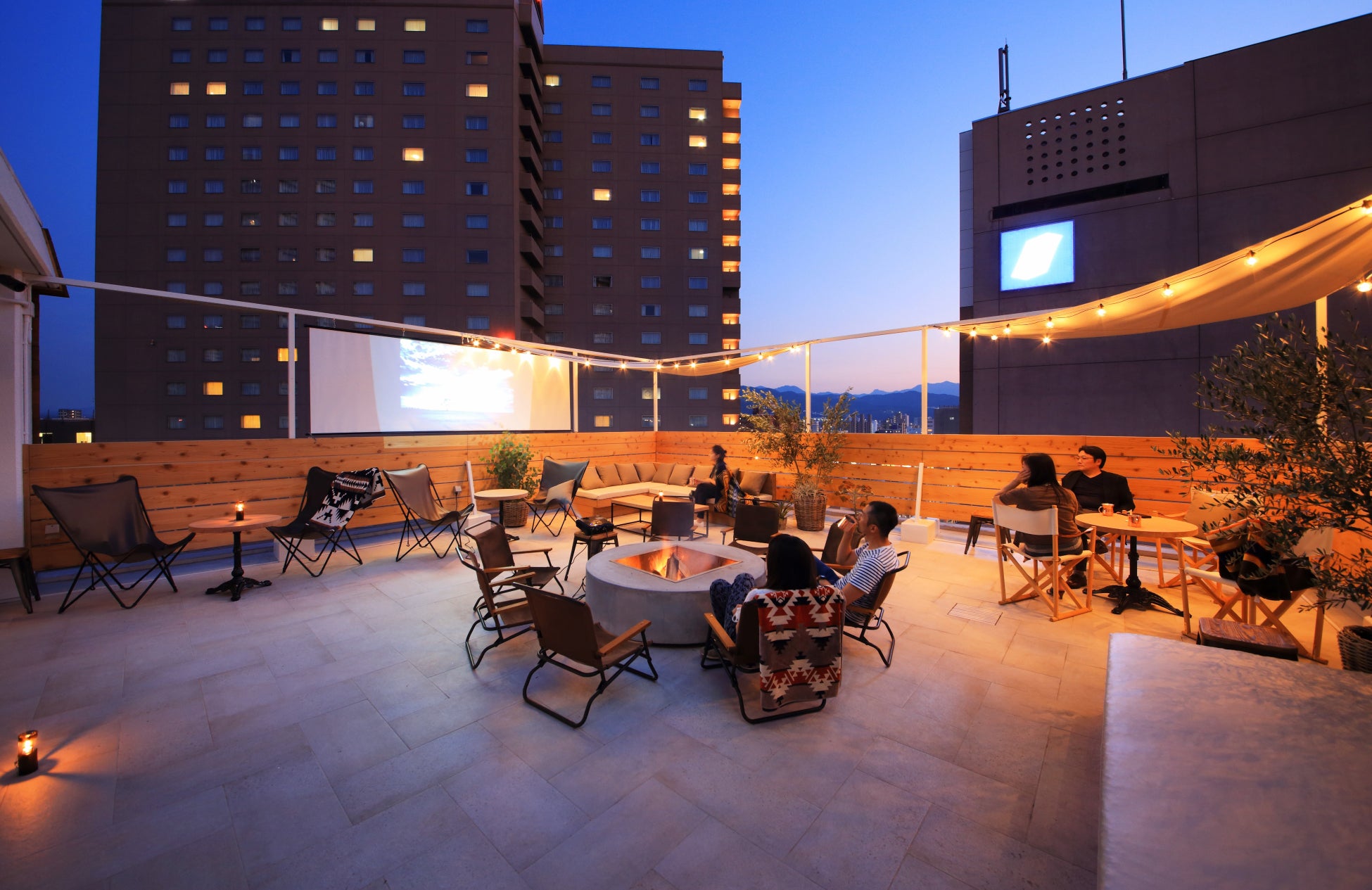5周年を迎えた「UNWIND HOTEL&BAR 札幌」、夏のルーフトップパーティーをスぺシャルゲスト「イズミダ リー」氏を招いて7月３日(日)に開催！のサブ画像5