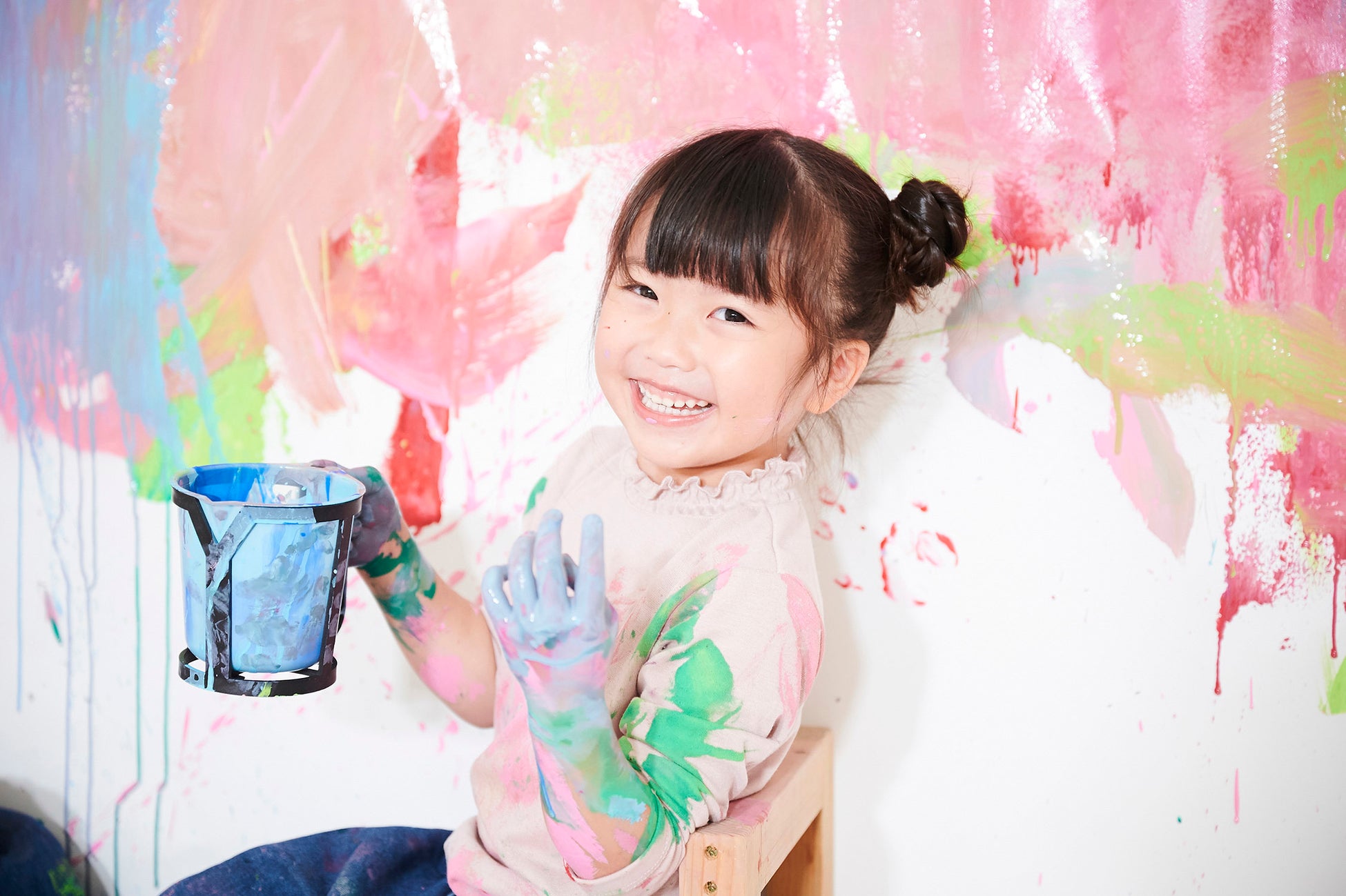 ウォールペイントできるフォトスタジオ『SOYLABO！』が 「カラフルサマーキャンペーン」を7月16日より開始！ のサブ画像5_大人も子供も遊び心を解放しよう！
