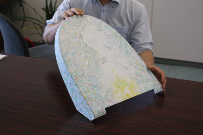 新品のトイレのフタをキャンバスに！新しい目線から生まれたアート展のメイン画像