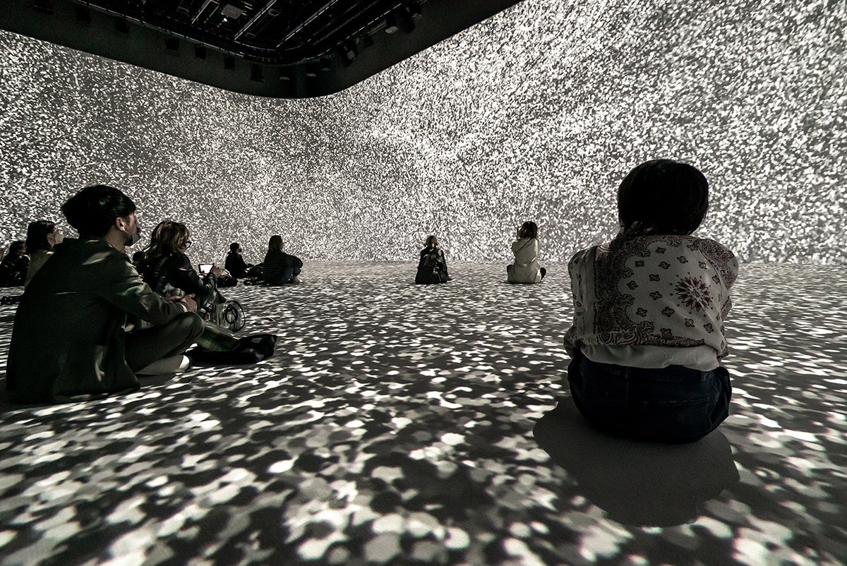 京都府域展開アートプロジェクト　ALTERNATIVE KYOTO　-もうひとつの京都–　Artspace of the lightのサブ画像5_THINK AND SENSE & Intercity-Express《Stillness》