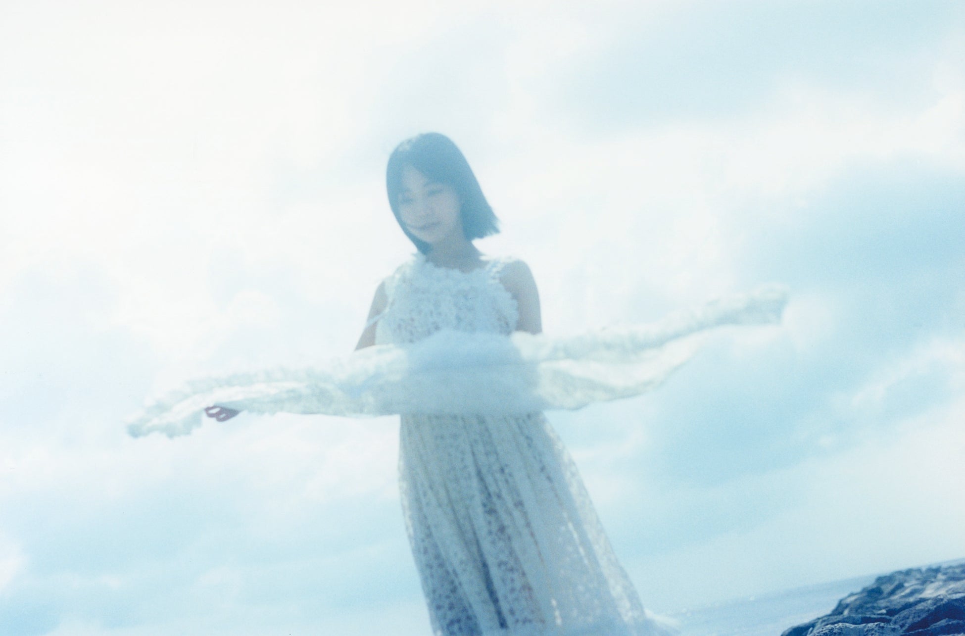 戸田真琴と飯田エリカ初のヌード作品「神画」（こうが）が本日発売のサブ画像2