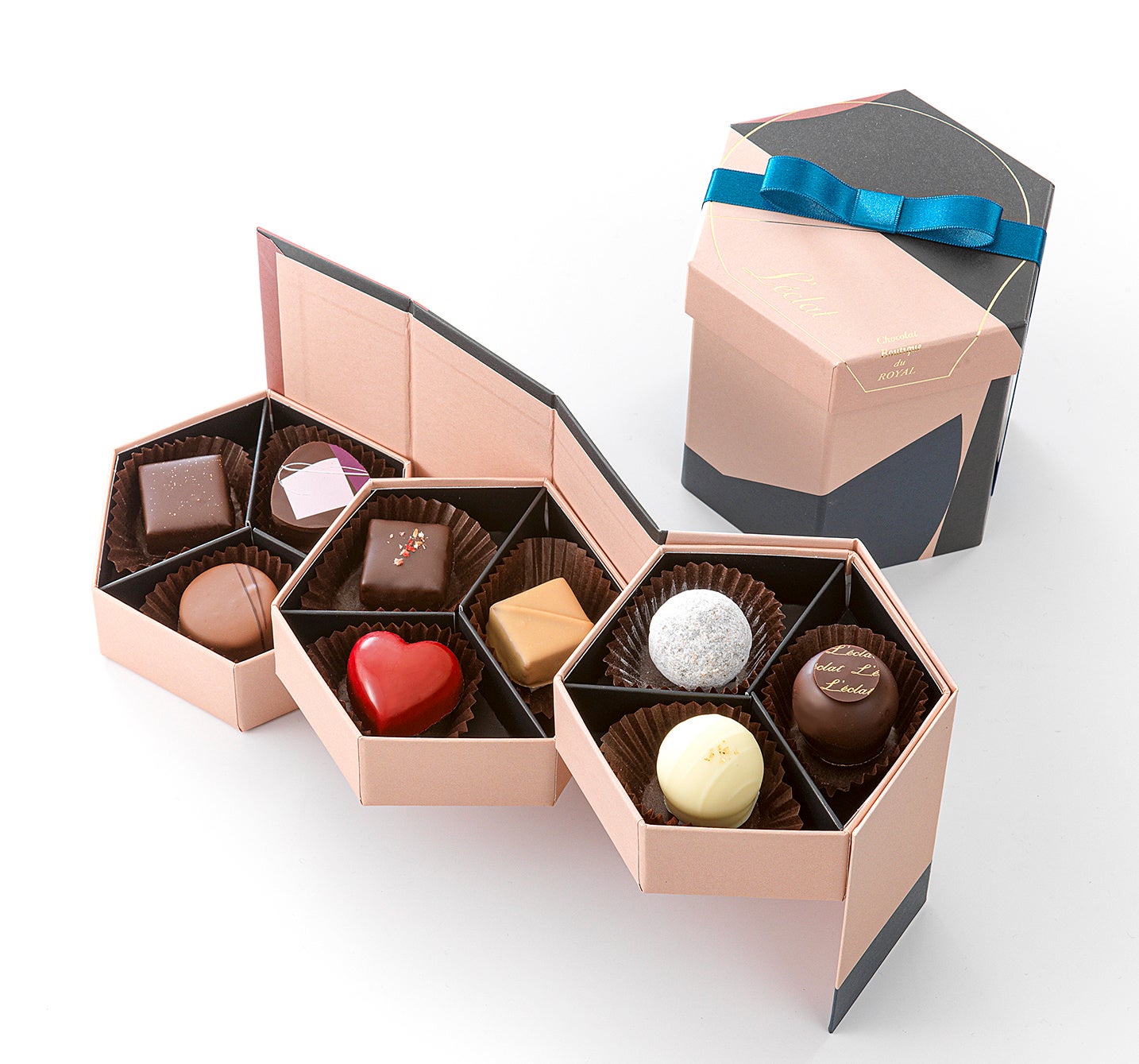 イラストレーター・デザイナーとコラボレートしたファッショナブルなチョコレートが新登場。バレンタイン商品「Valentine Collection 2023」のサブ画像12_⑬ 「Flavie（フラヴィ）」