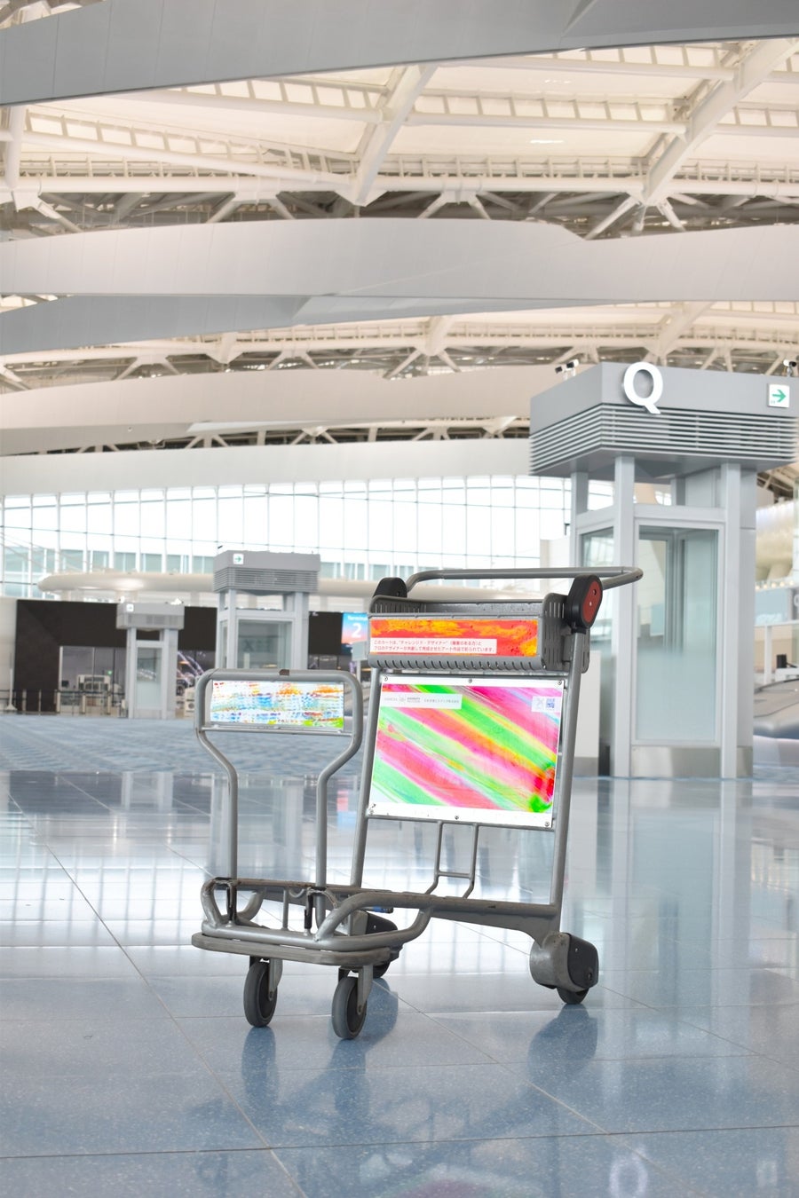 【羽田空港】羽田空港に彩りを！障がい者アートを施した手荷物カートが登場！のサブ画像2