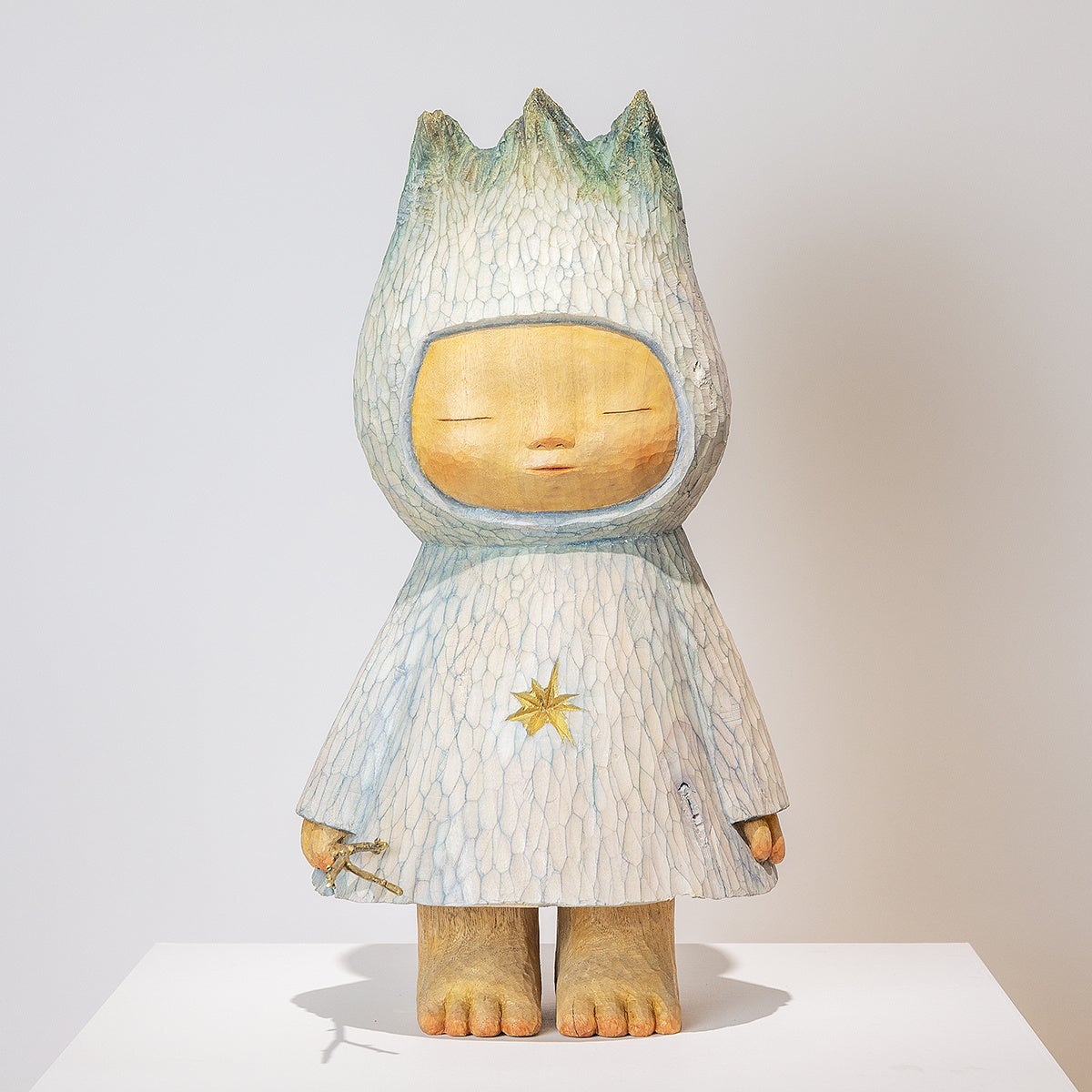 ウクライナの子どもたちを支援するチャリティオークション「Spring is around the corner」展を11月2日 (水）から開催のサブ画像2_中村萌 「quiet quest」 2021年 楠 鉄、油絵具
