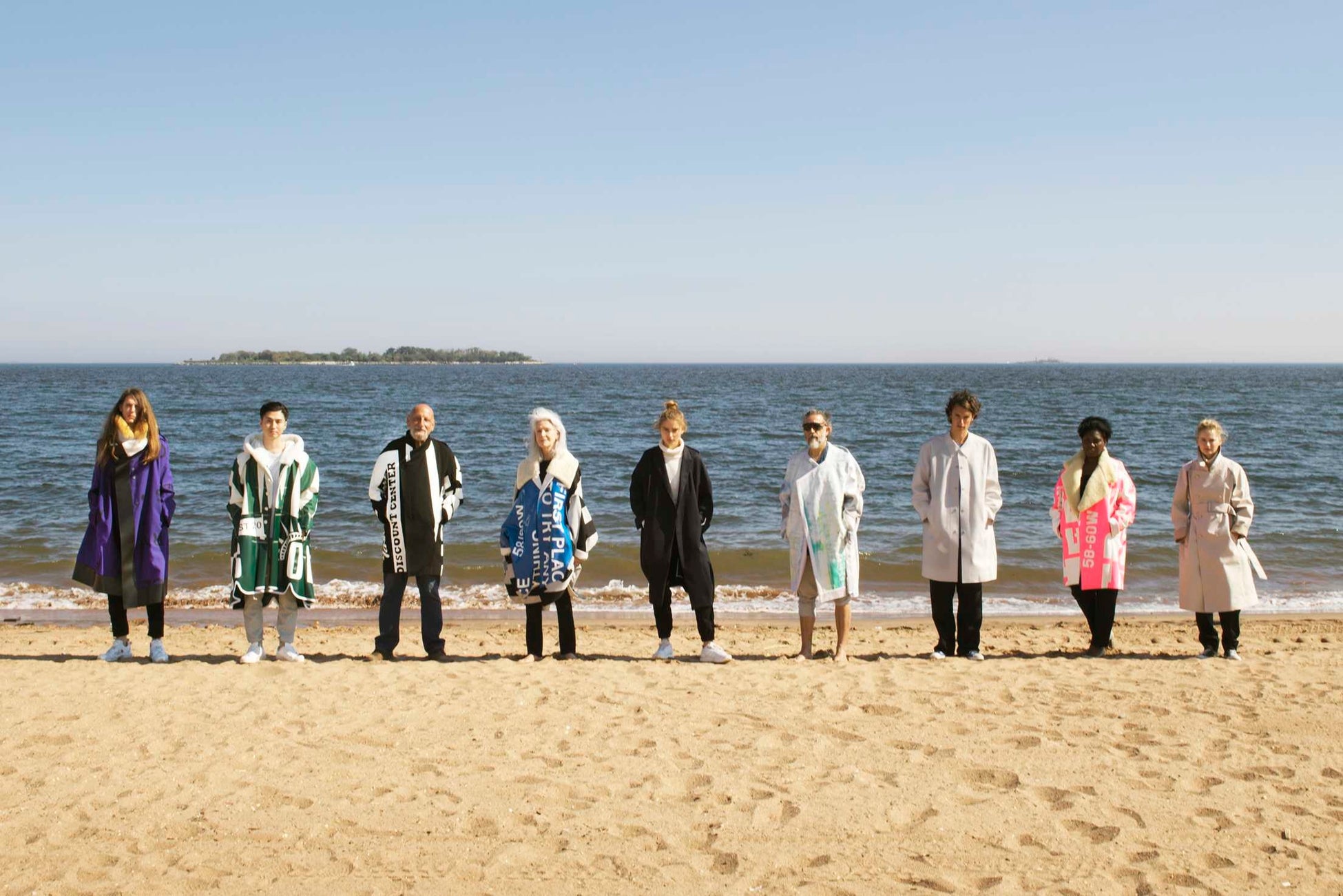 NYのファッションブランド OVERCOATと、現代美術家 リクリット・ティラヴァーニャがコラボレーションした作品展を開催のサブ画像2