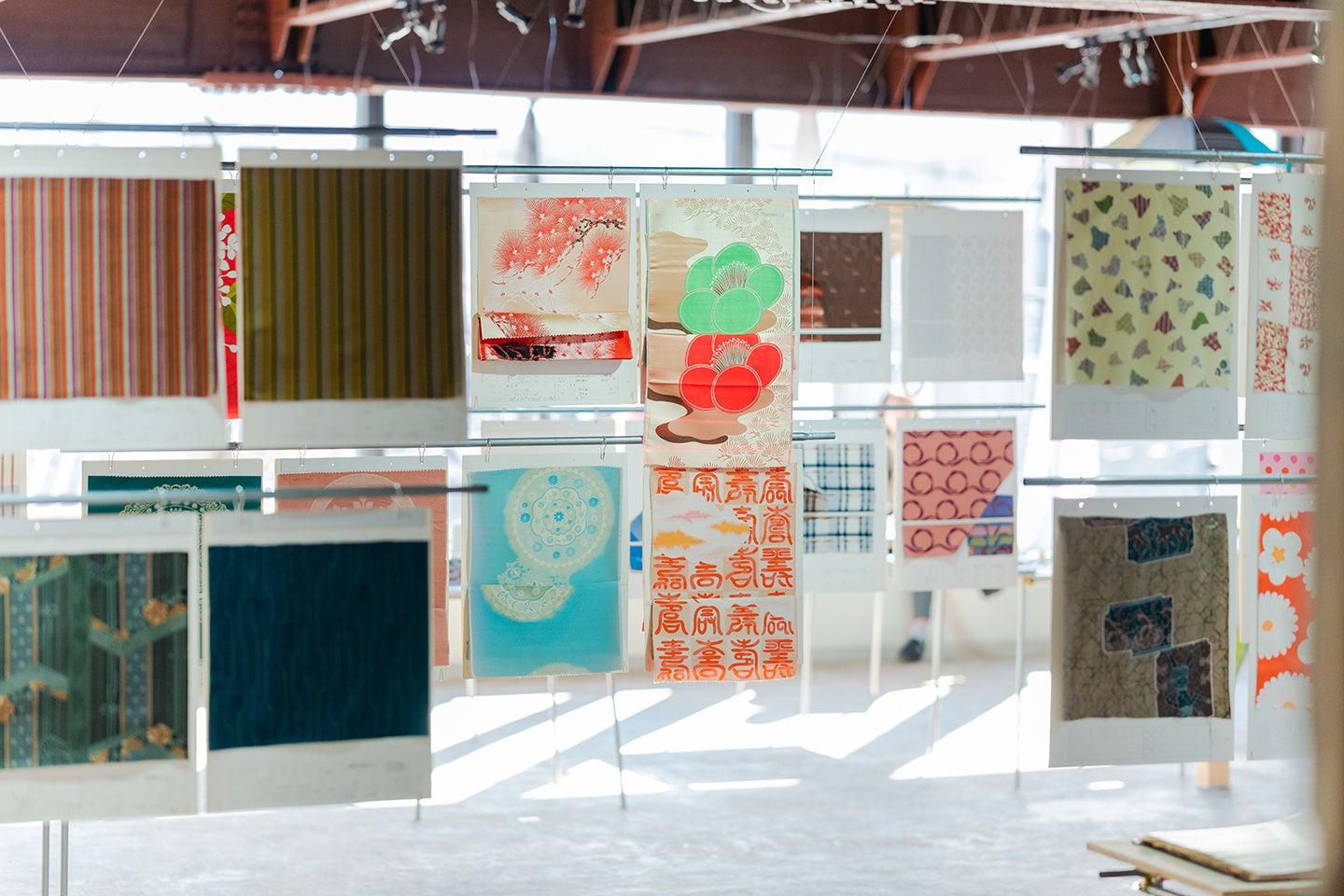 FUJI TEXTILE WEEK 2022 アート展「織りと気配」産地展「WARP&WEFT」 山梨県富士吉田市、織物産地が開催する布の芸術祭 のサブ画像5