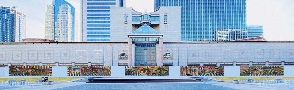 【横浜美術館】New Artist Picks: Wall Project　浦川大志｜掲示：智能手机ヨリ横浜仮囲之図のサブ画像2_掲出イメージ　全長約52ｍとなる全５点の新作が仮囲いを彩ります